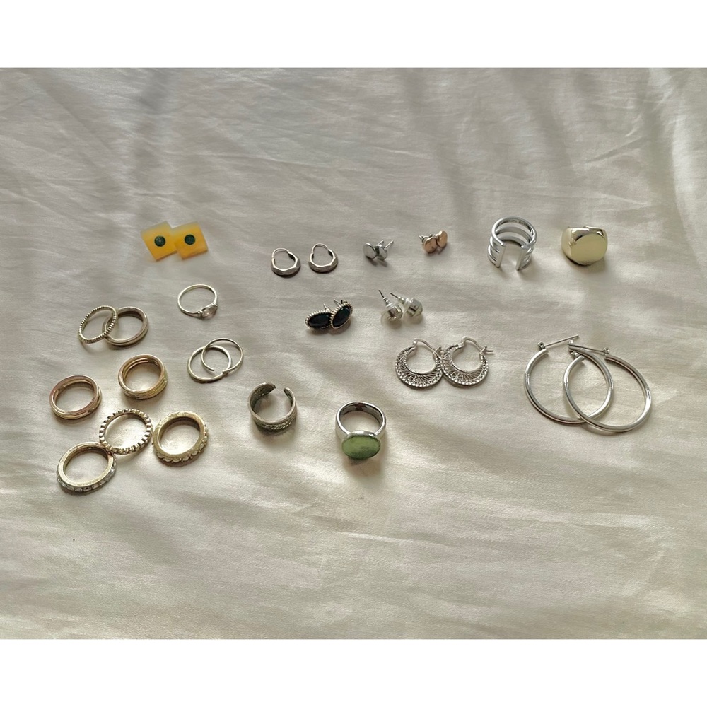 Set of Rings & Earrings